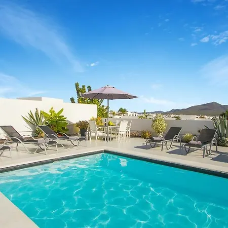 Playa Blanca Sleeps 8 Pool Air Con Wifi * Playa Blanca (Lanzarote)